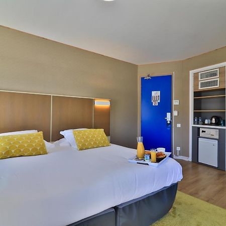 Hotel Amiraute Кан Екстериор снимка