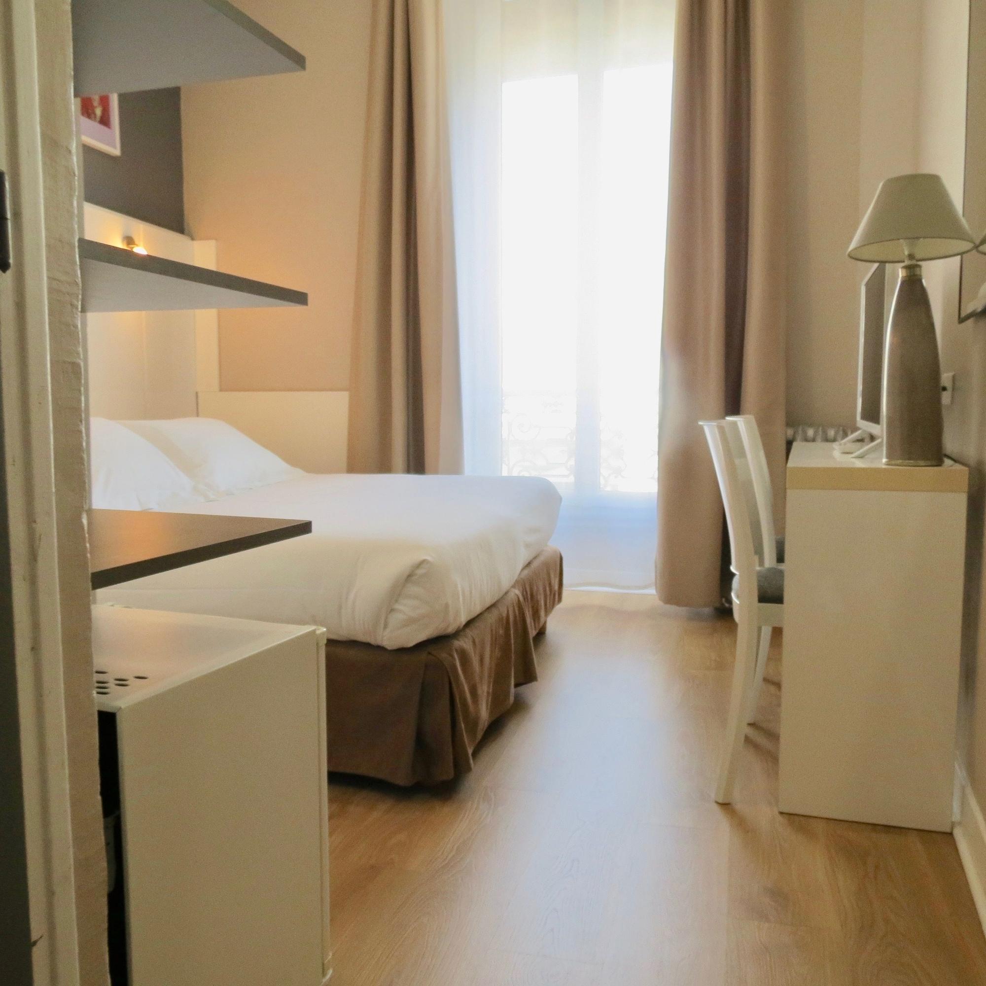 Hotel Amiraute Кан Екстериор снимка