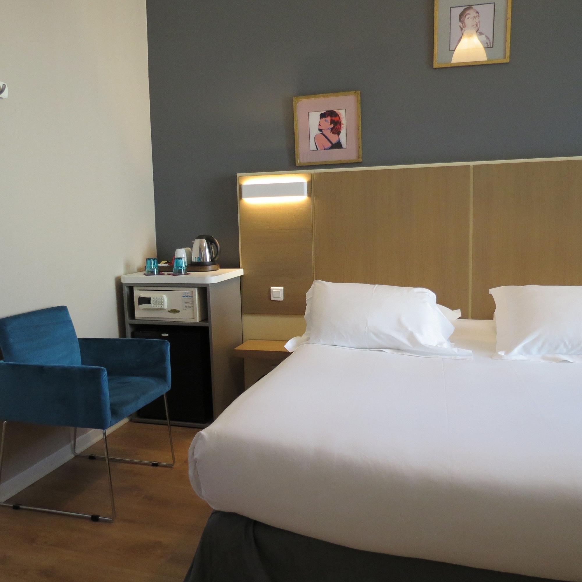 Hotel Amiraute Кан Екстериор снимка
