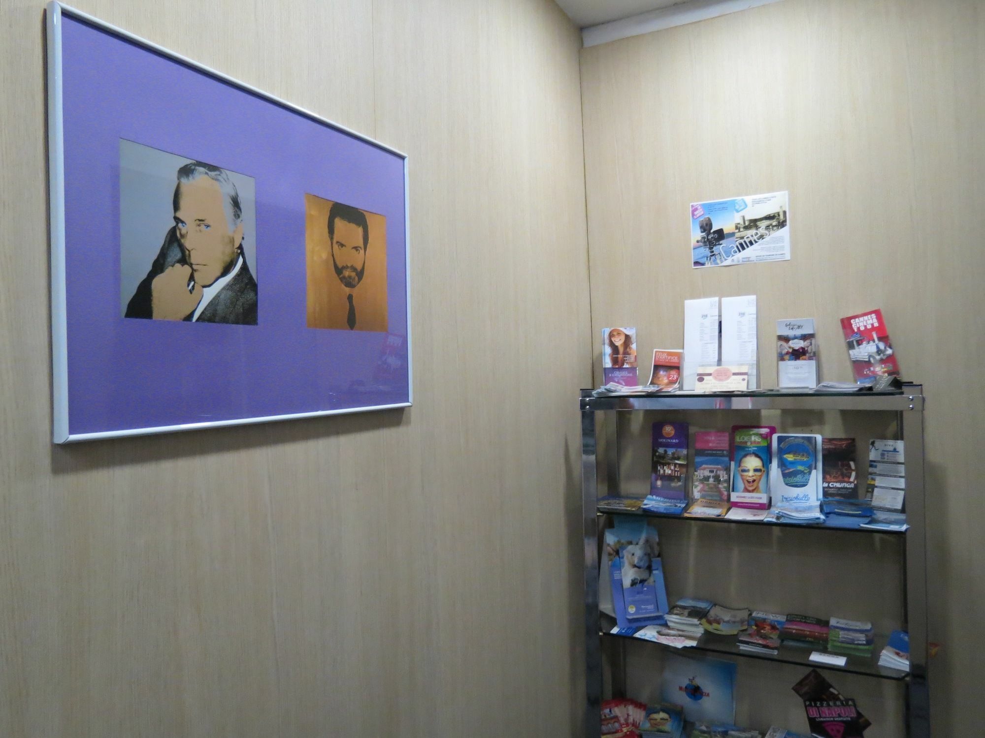 Hotel Amiraute Кан Екстериор снимка