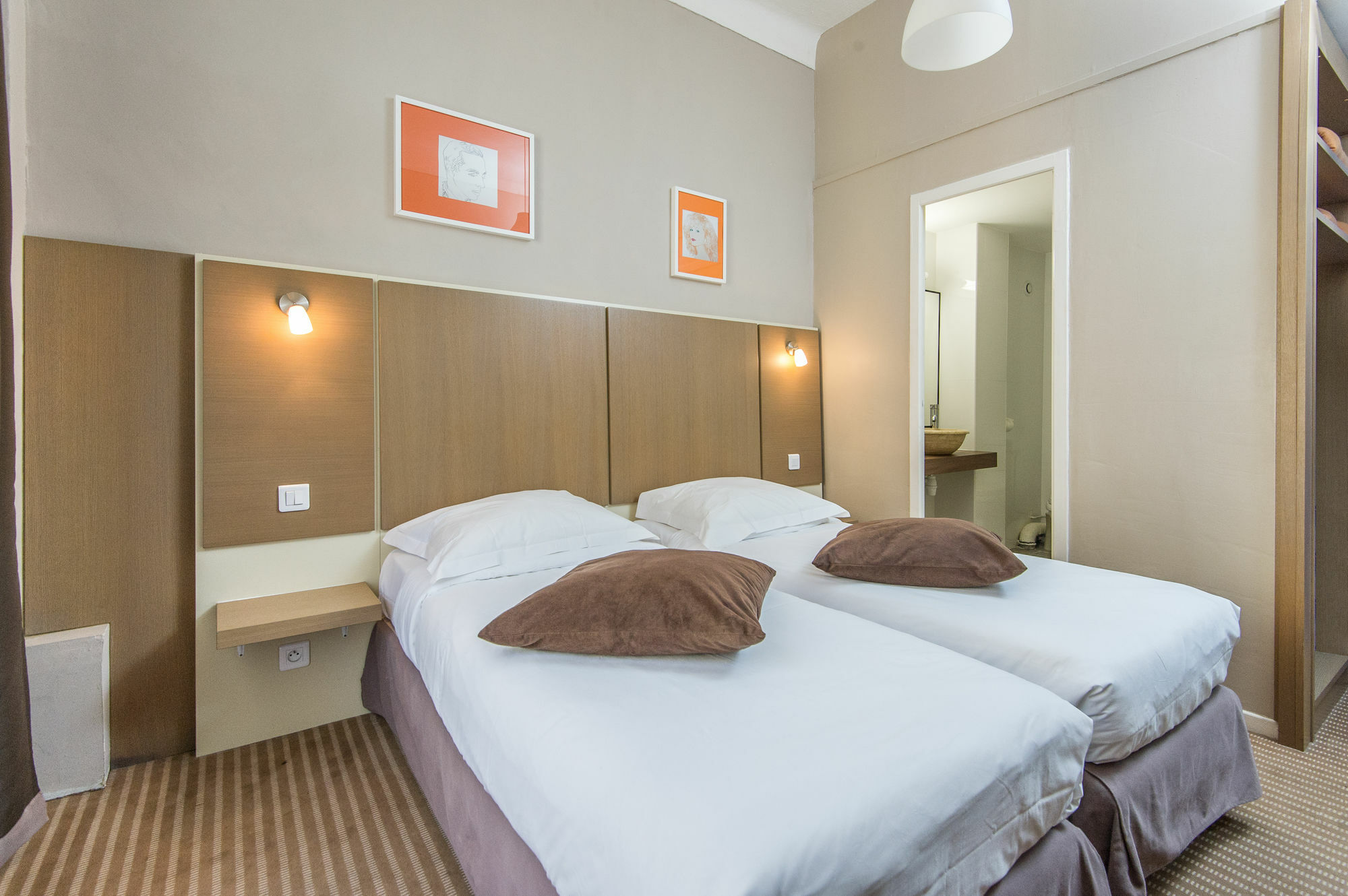 Hotel Amiraute Кан Екстериор снимка